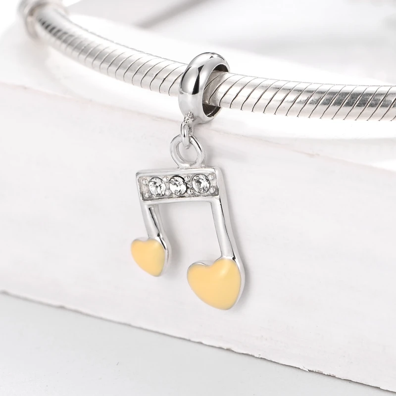 Шаг вперед желтая эмаль S925 Настоящее серебро Музыкальный знак дизайн Шарм Fit