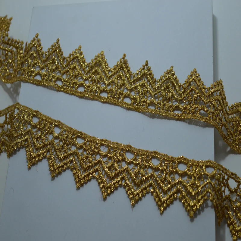 (3yds/партия) флуоресцентные золотые волнистые Цветочные Полые венозные кружевные