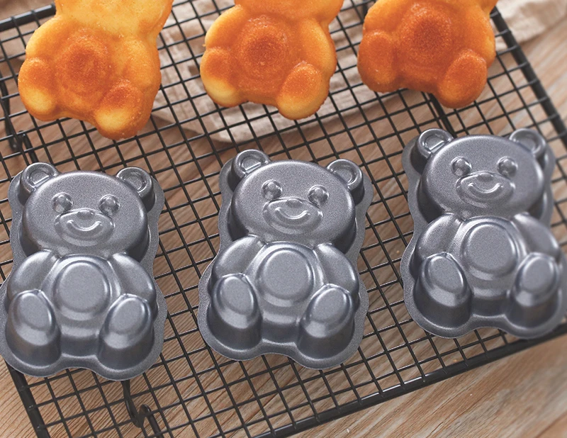 

Carbon Steel Cartoon Cute Bear Not Stick Pan for Baking Wedding Biscuit Cake Pudding Ice Cream Sugar Mould Cooking Baking Tool