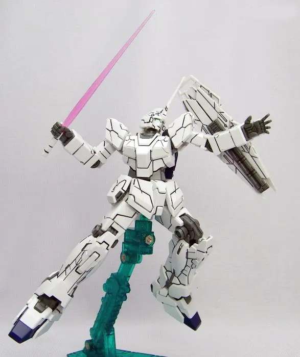 

DABAN 1/144 HGUC 101B Unicorn Mode Warrior + Chest Bracket