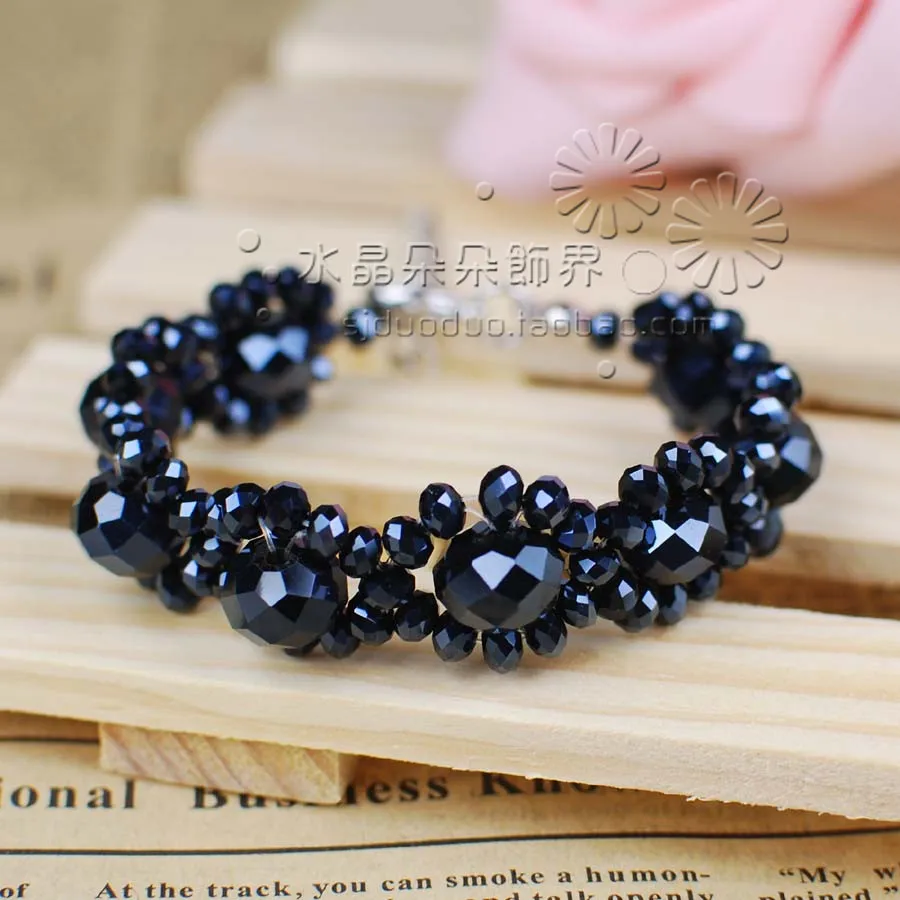 Браслеты с гранеными кристаллами новое поступление | Украшения и аксессуары