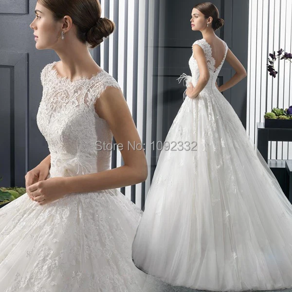 

s 2016 New stock bridal gown plus size women wedding dress long sexy fashion lace backless train tail western country 2843