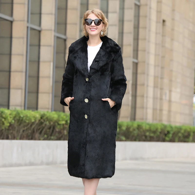 Длинное пальто большого размера с натуральным кроличьим мехом на кнопках tsr359