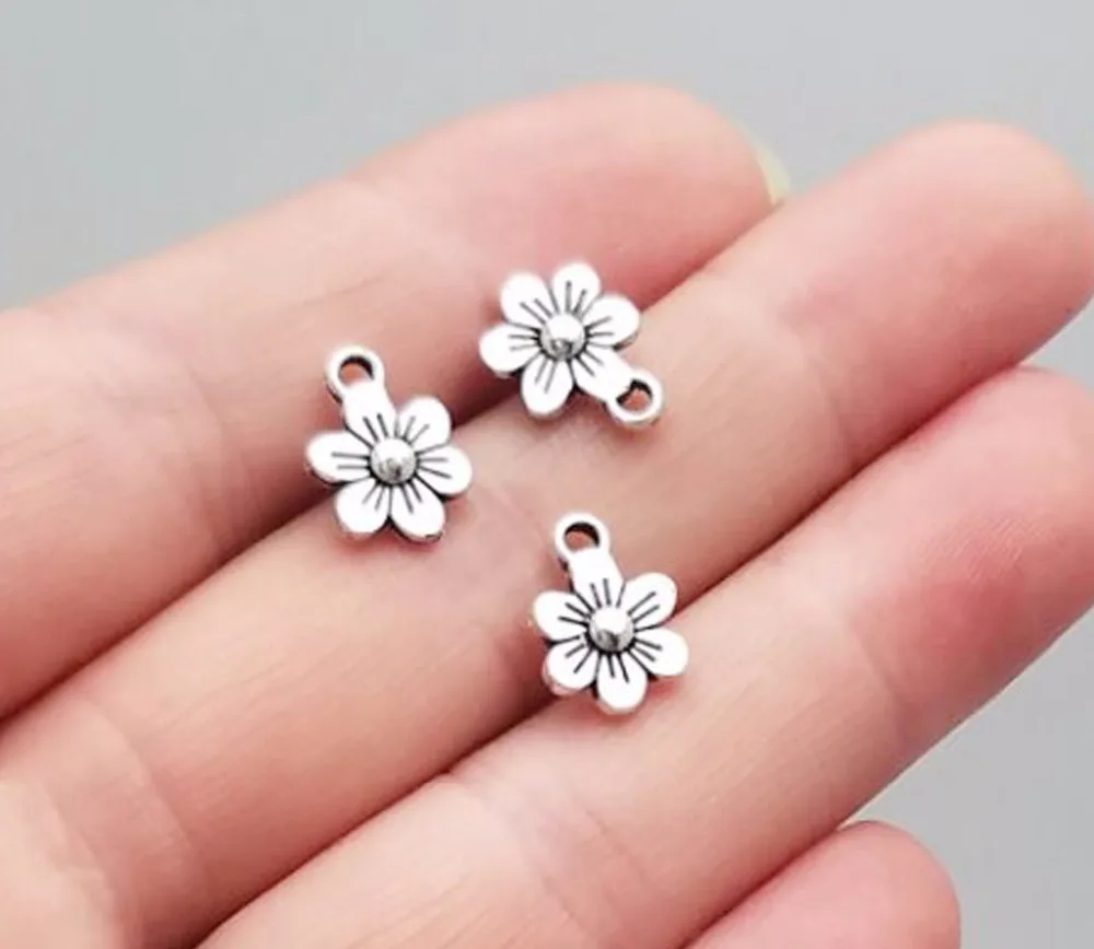 

50pcs/lot--12x9mm, flower cham,Antique silver plated Tiny Cute Daisy Flowers charms,DIY supplies,Jewelry accessories