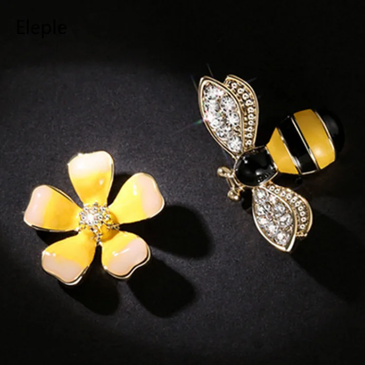Eleple Korean Flower and Small Bee Earrings Jewelry Birthday Party Celebration Gifts Manufacturers C2019 Factory | Украшения и