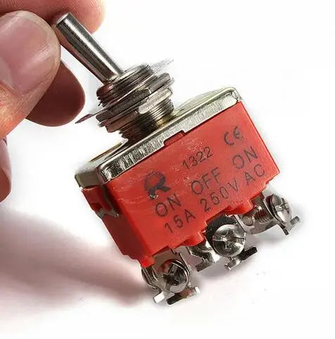 

1 . 15A 250V AC DPDT 6 pin- 3 -- E-TEN-1322