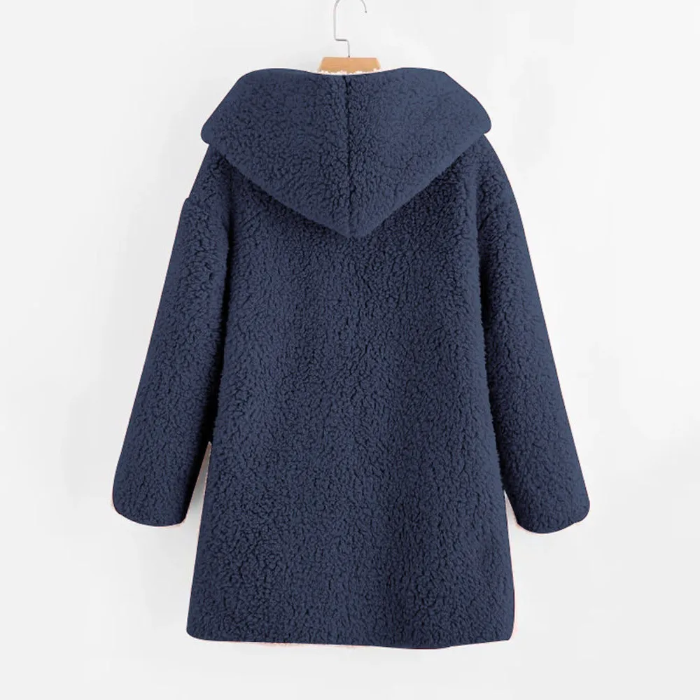 Повседневная осенне зимняя женская куртка на пуговицах с закругленным подолом и