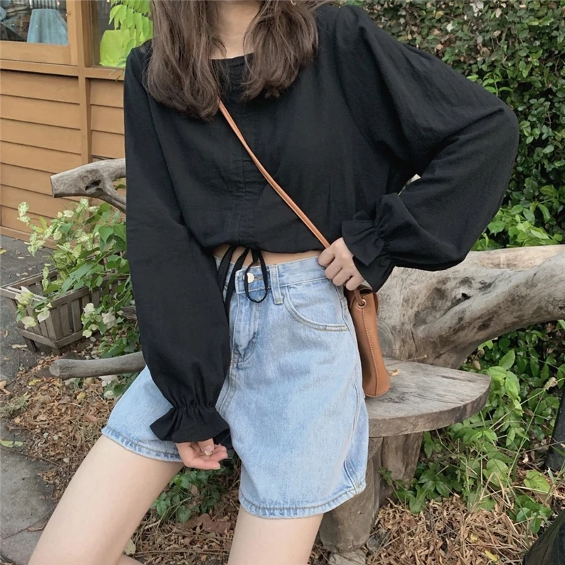 Женская свободная короткая рубашка с квадратным вырезом и бантом на завязках