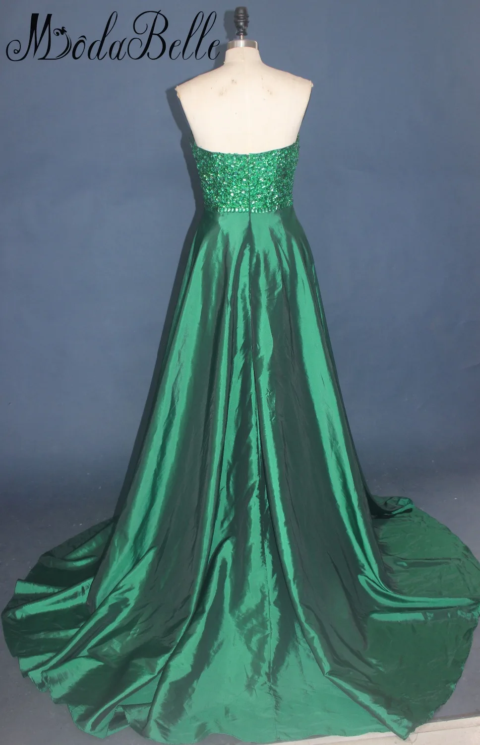 Длинные платья для выпускного Modabelle с зелеными кристаллами из бисера 2017