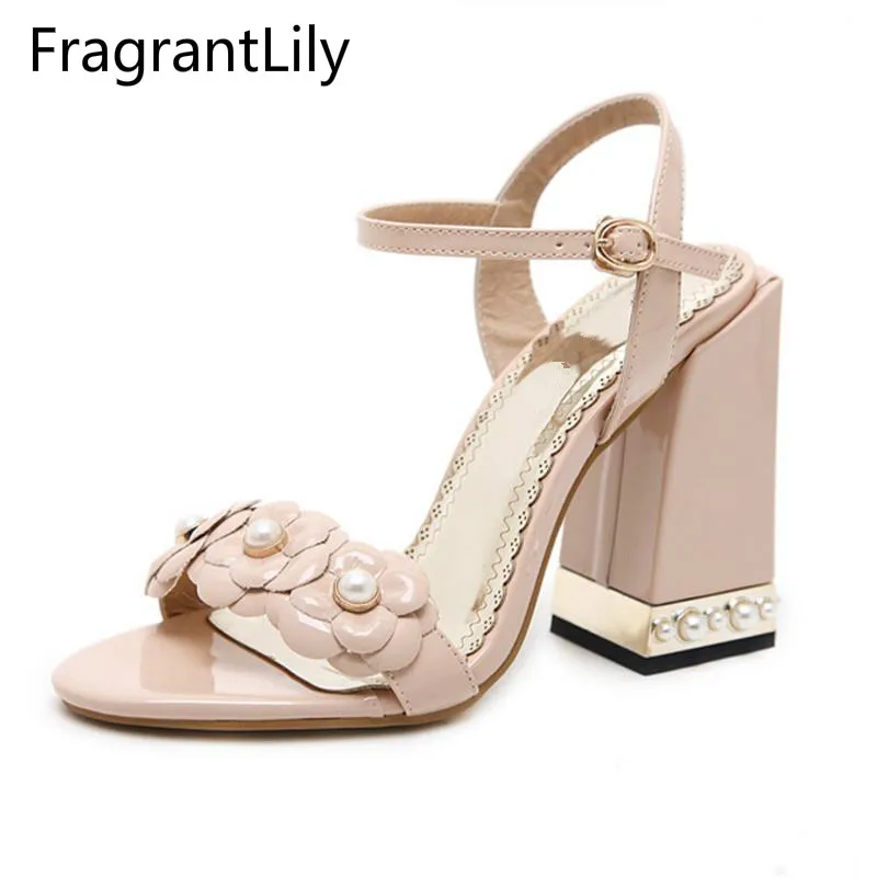 FragrantLily 2018 новые цветы на высоком каблуке женские босоножки в сдержанном стиле