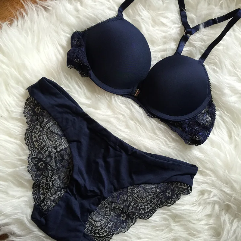 Новинка 2015 брендовый комплект с бюстгальтером и трусиками нижнее белье