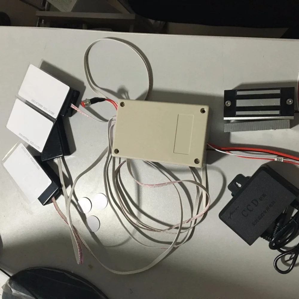 Escape room prop от 1 до 8 IC card sensor Установите на карту чтобы разблокировать камеру