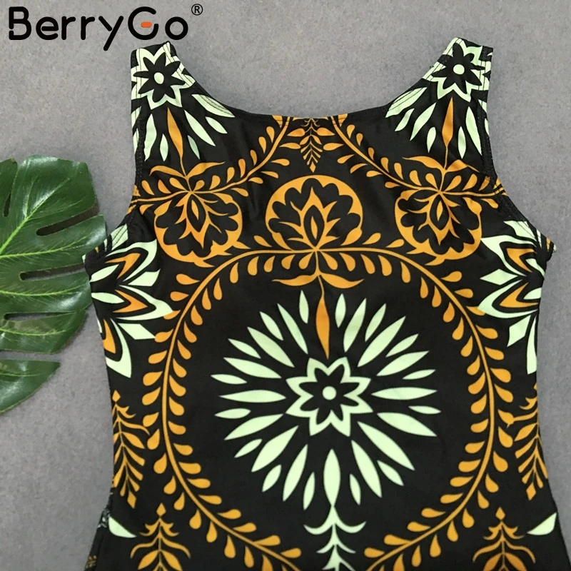 Женский слитный купальник BerryGo пикантный растягивающийся в стиле ретро