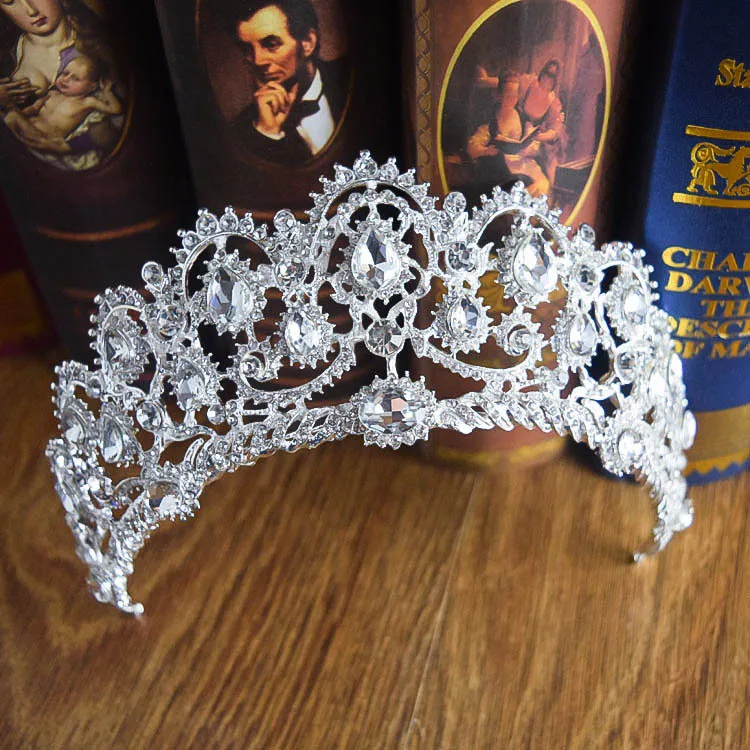 Серебреная корона, серебреная тиара со стразами