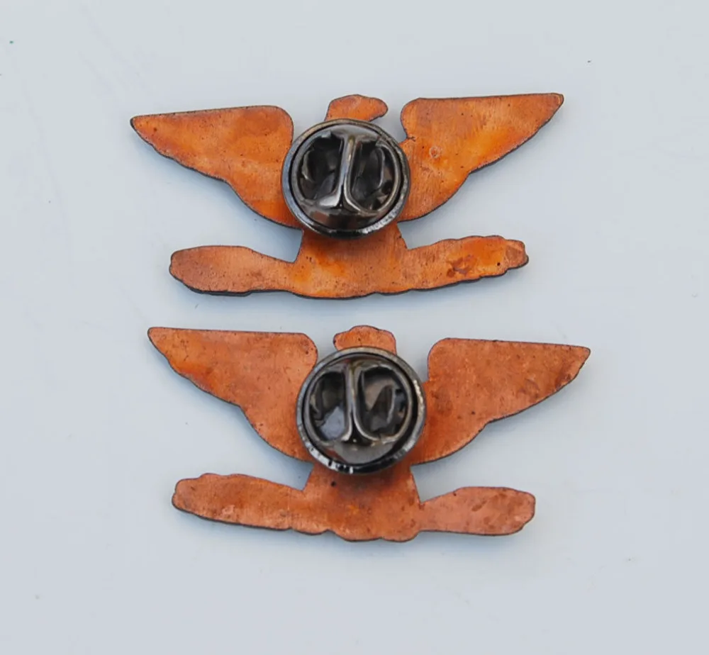 PAIR OF MILITARY WW2 US ARMY COLONEL EAGLE WAR BIRD DEVICE PIN BADGE INSIGNIA | Спорт и развлечения