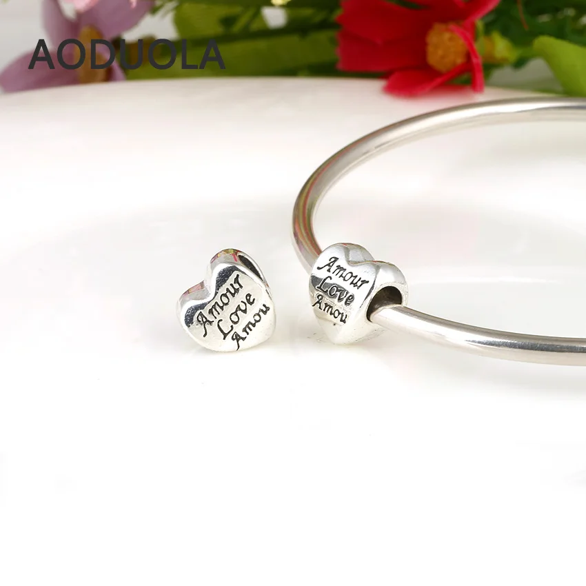 10 шт. в партии посеребренные бусины форме сердца с сердечком бусина буква DIY