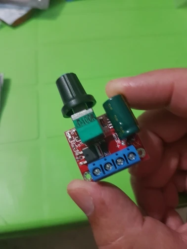Мини 5A 90W PWM 12V контроллер скорости двигателя постоянного тока модуля DC-DC 4,5 V-35 V Регулируемый Скорость регулятор Управление переключатель регулятора 24V
