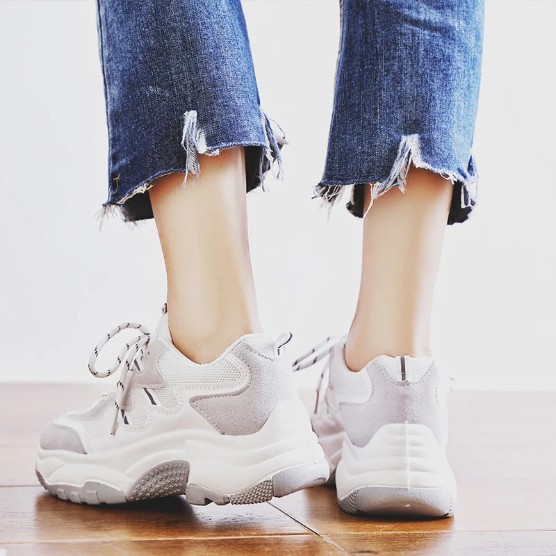 Женские кроссовки на платформе повседневные дышащие толстой подошве с