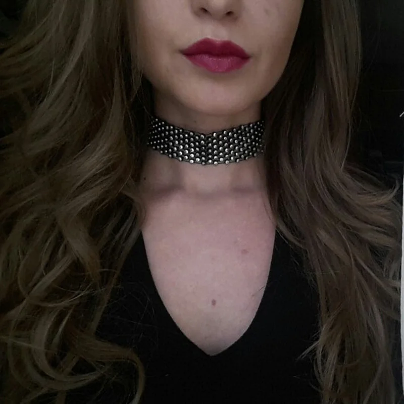 Новейшие модные ювелирные аксессуары Белое и черное ожерелье-чокер с кристаллом