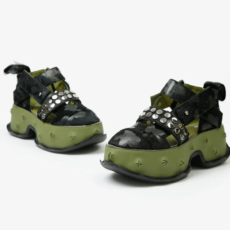 Женская обувь IGU сандалии из натуральной кожи с заклепками и Т-образным ремешком