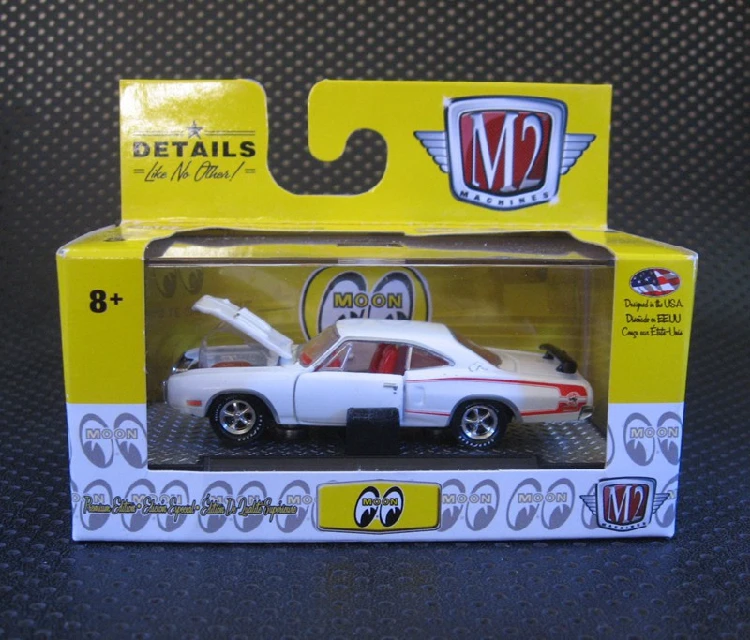 M2 1:64 1970 Dodge Super Bee boutique игрушечный автомобиль из сплава для детей Детские игрушки