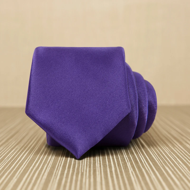 

Высококачественный однотонный фиолетовый галстук для мужчин 2019 Новый 7 см Широкий водонепроницаемый галстук Модный деловой галстук для ко...