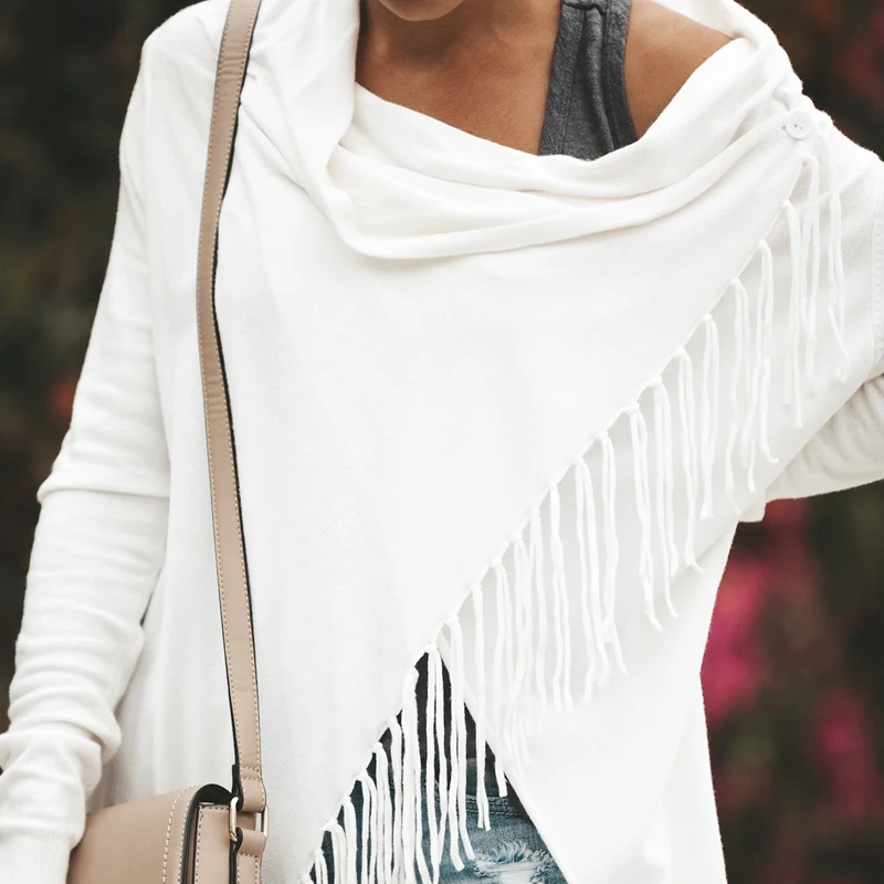 Женский свитер с кисточками и асимметричным подолом кардиган весна-осень 2018