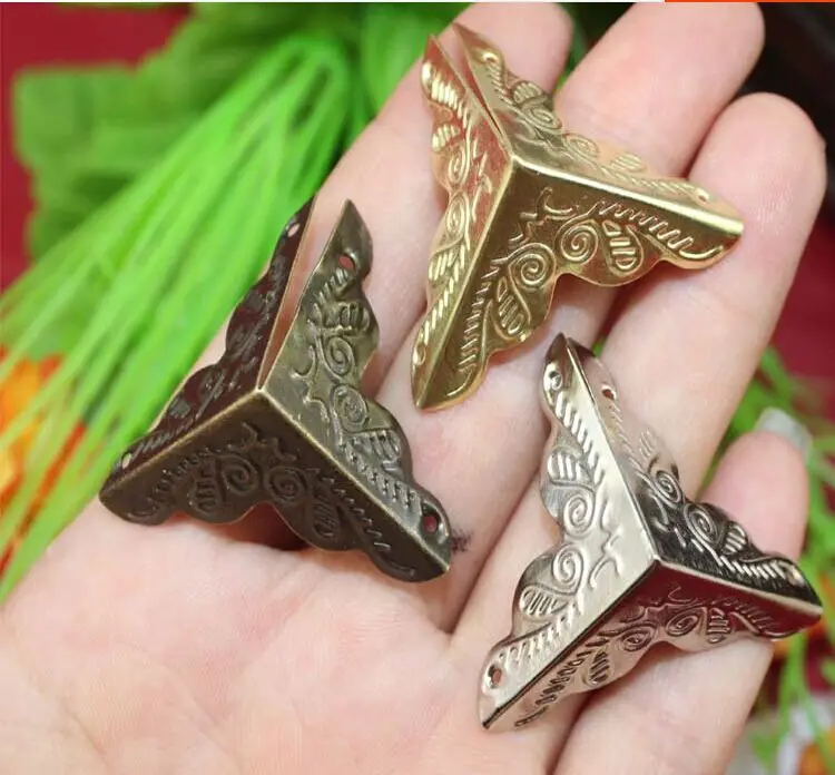 100 шт фурнитура Аксессуары для мебели античный угол обертывания утюга подарочные