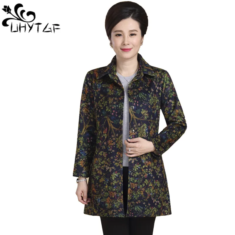 

UHYTGF 2022 Mother Spring Autumn Trench Coat Fashion Printing Casual Women Thin Tops Mid-Length Slim 5XL Loose Size Outewear 166