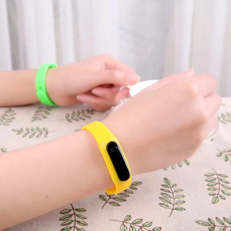 Reloj Mujeres женские светодиодные цифровые силиконовые детские часы с регулируемой