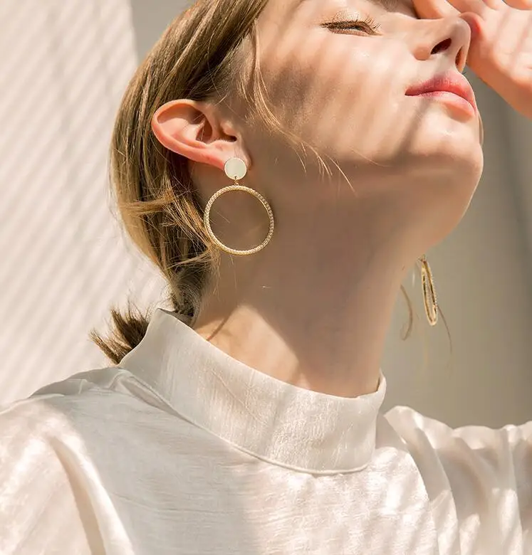 Большой круглый искусственный жемчуг геометрическая проекция 2019