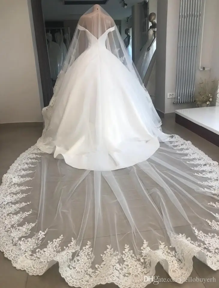 2018 Real Photo Bridal Veils One Layer White 3m Wedding Veils Lace Trim Cathedral ivory Long Bridal Veil For Ball Gown