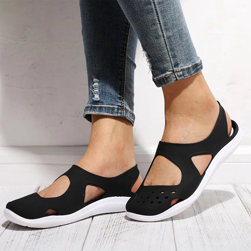 Летние женские сандалии мягкая прозрачная обувь на плоской подошве повседневные