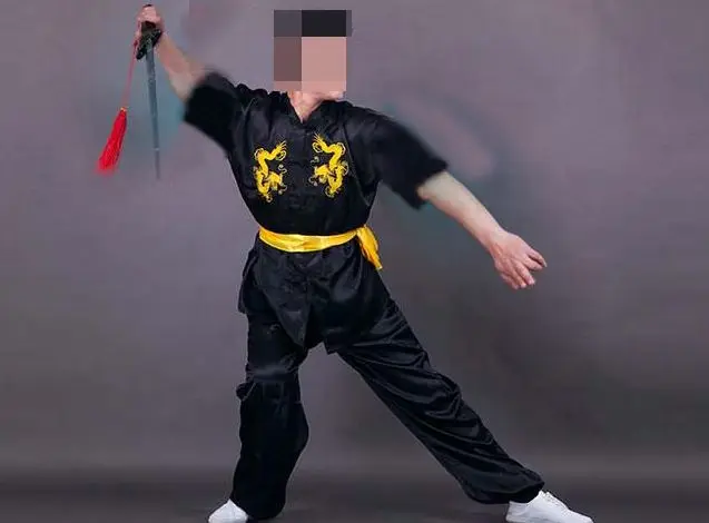 Унисекс летний костюм с коротким рукавом для детей и взрослых вышивкой в стиле