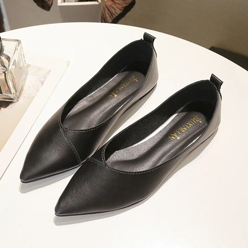 

Women Shoes 2019 Hot Selling Metal Chain Woman Flats Shoes Fashion Pointed Toe Leather Lady Casual Shoes Slip on Female Shoes