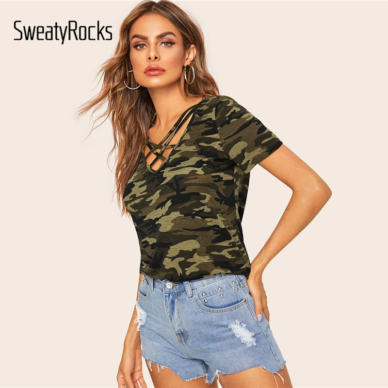 SweatyRocks клетчатая Шея Камуфляжный принт футболка уличный с короткими рукавами одежда для отдыха Летние повседневные женские стильные футболки