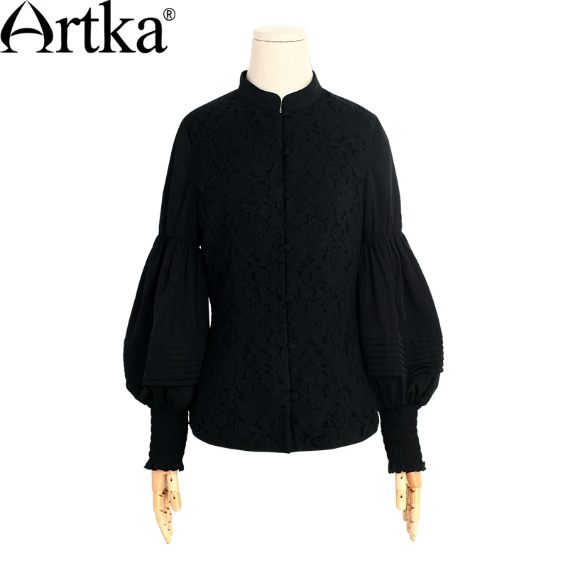 Женская винтажная шифоновая рубашка ARTKA белая однотонная кружевная