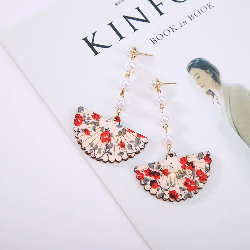 Веерообразные длинные серьги с кисточками висячие имитация жемчуга деревянные