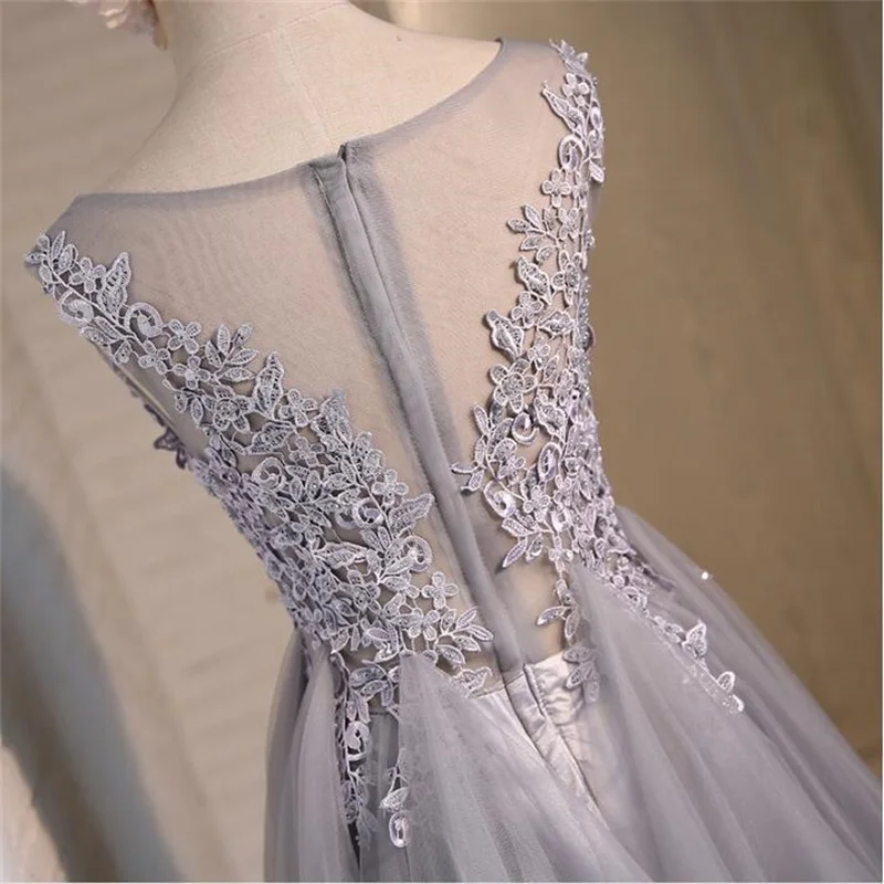 

Latest Short Bridesmaid Dresses with Appliques Elegant High Neck Ball Prom Party Pageant Graduation Gown Sexy Formal Dress