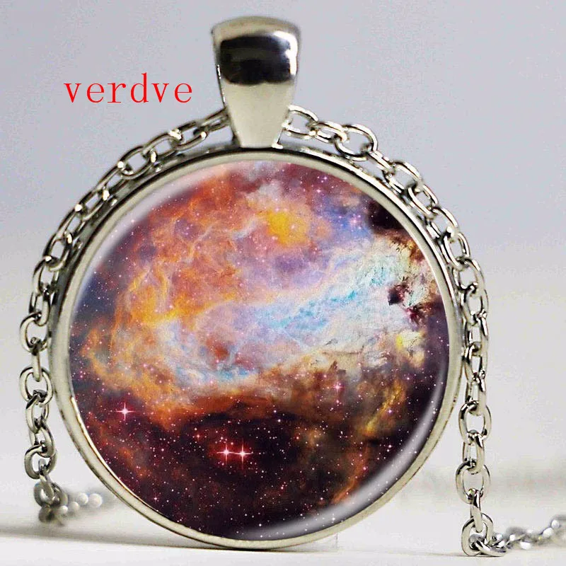 Ожерелье с космическим кулоном Galaxy Nebula стеклянный кабошон винтажное ювелирное