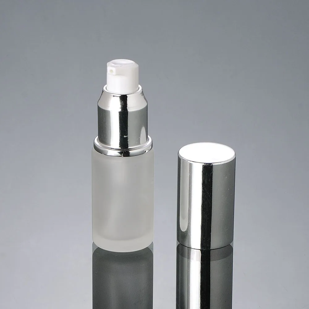 30 мл матовая стеклянная бутылка для лосьона с блестящим серебряным пресс насосом