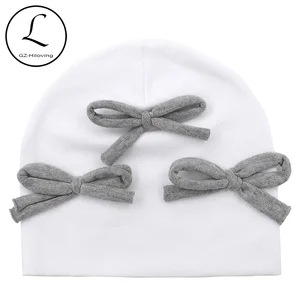 Шапка GZhilovingL детская, хлопковая, зимняя, мягкая, однотонная, с бантом, 2018