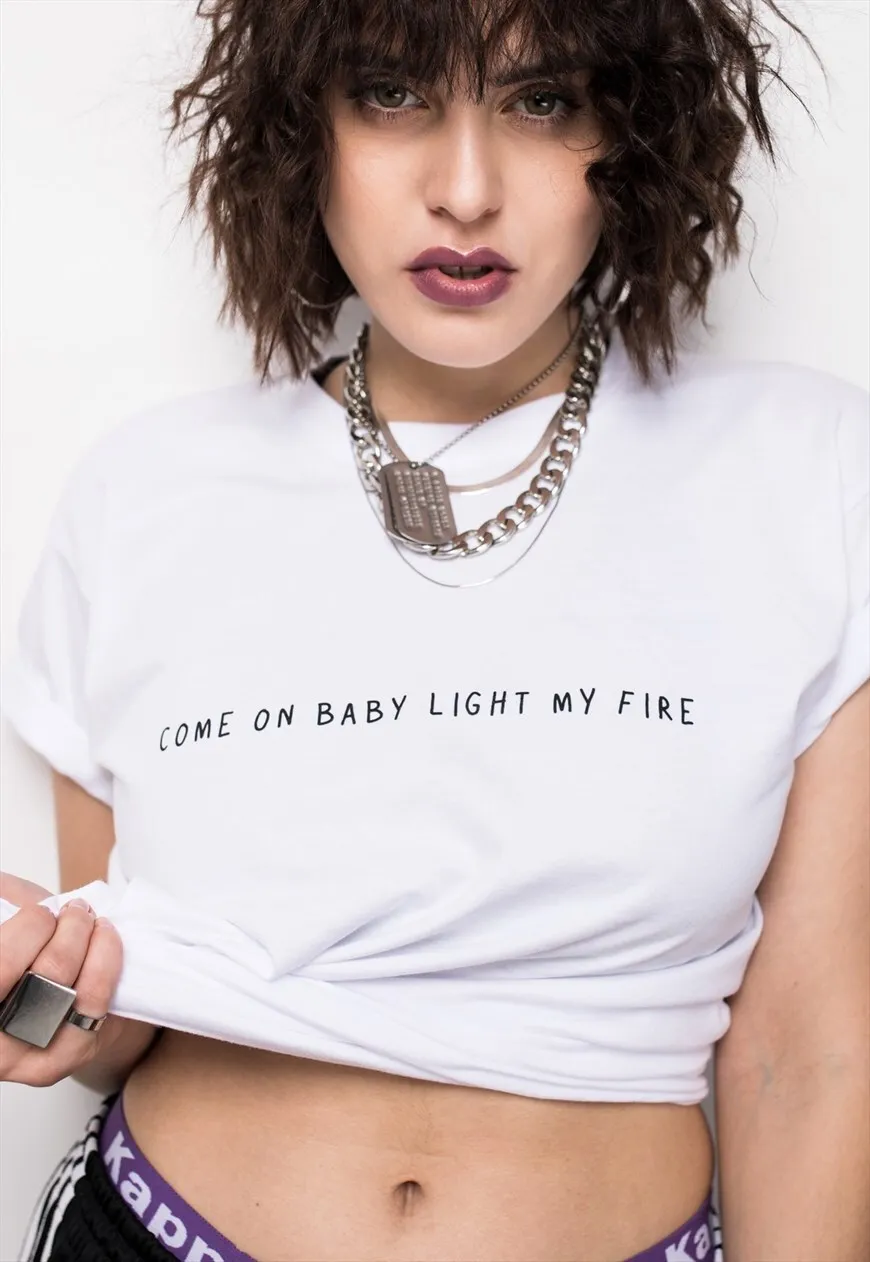 Детская футболка с надписью come on baby light my fire Женская Винтажная в стиле гранж