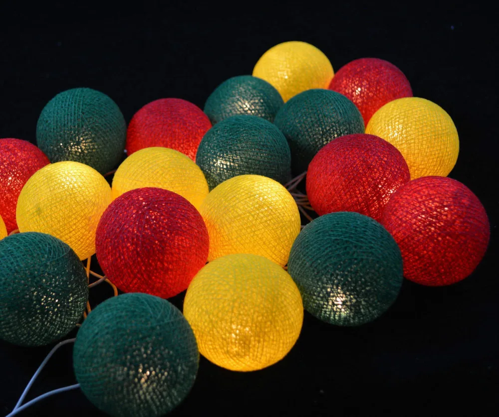 

3M 20pcs/set santa mixed Green, Yellow, Red Cotton Balls String Lights Fairy twinkle bulb ,Home/Patio Weddings XMAS Decoration