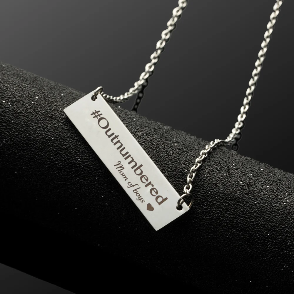 Laser Words Engrave Stainless Steel Collar Pendant Bar Necklace Christmas Present Gift for Mom Mama Wife Jewelry Accessories