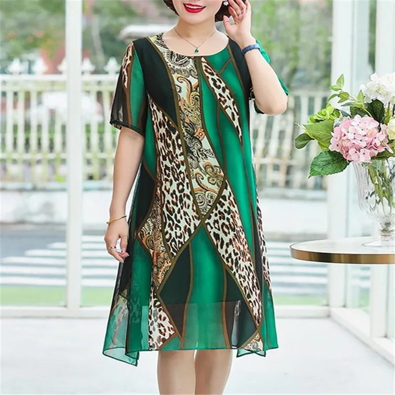 

XL-5XL midlife mom summer dress short sleeved, mid - length, over - the - knee dress 2019 new long