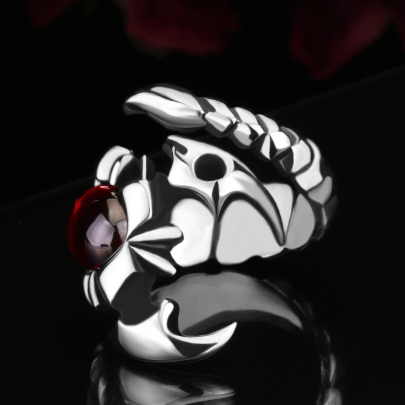 Мужское кольцо серебряного цвета ювелирное изделие на палец из титановой стали