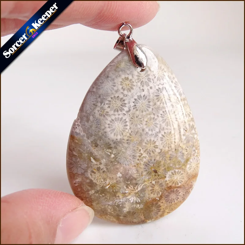 Подвеска из натурального ископаемого кораллового драгоценного камня