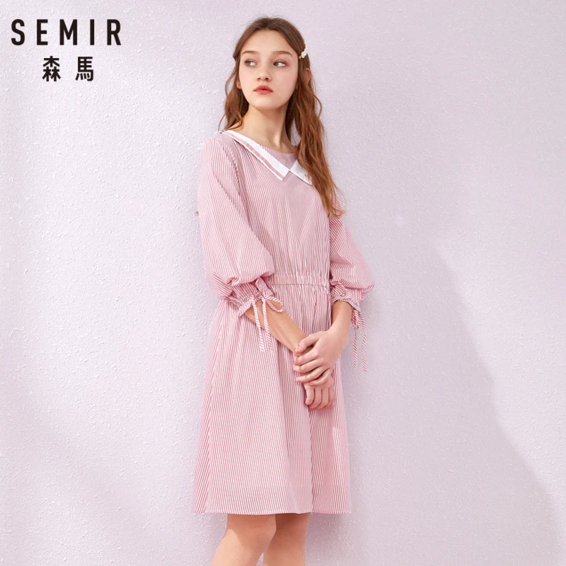 Женское платье в контрастную полоску SEMIR Полосатое с отворотами лентами и