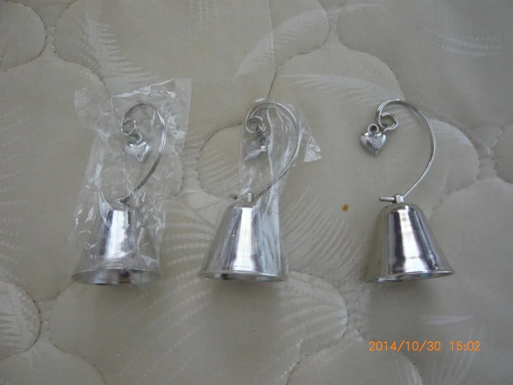 Свадебные украшения подарки для вечерние поцелуи колокольчик именной стол